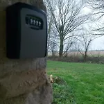 Ecrin De Nature Et Source D'arts Apartament *