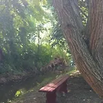 Ecrin De Nature Et Source D'arts Saulx-les-Champlon