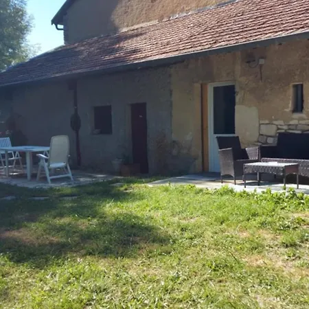 Ecrin De Nature Et Source D'arts Apartament *