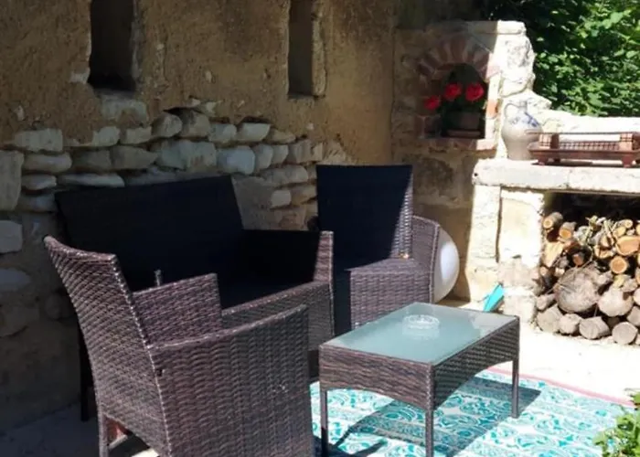 écrin De Nature Et Source D'arts *